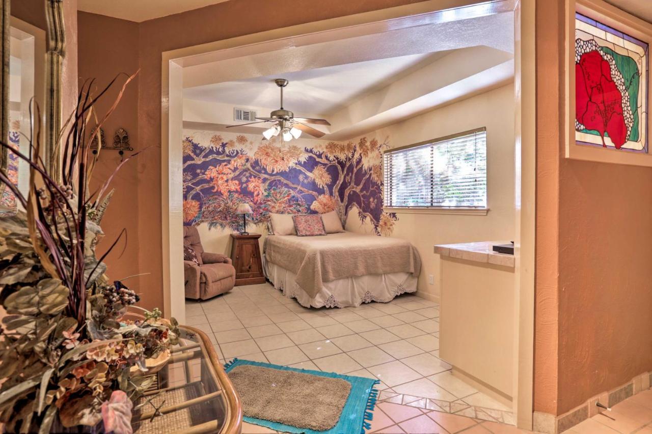 Exotic Home With Patio And Grill Walk To Canyon Lake! المظهر الخارجي الصورة